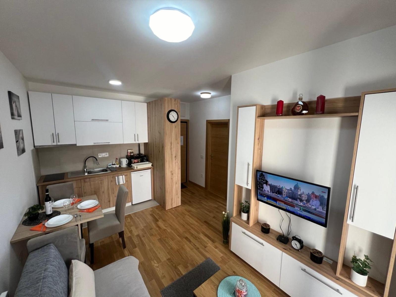 Inna Apartment *